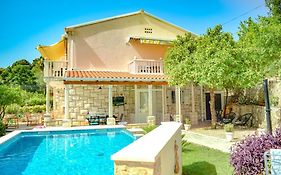 Villa Nada